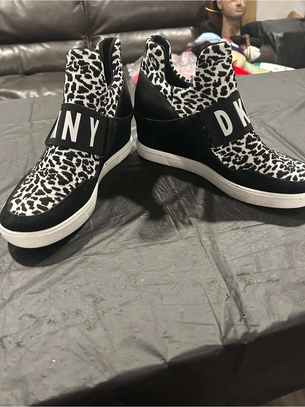 DKNY womens Black & White Leopard Knit Slip-On Sneakers with Logo Strap